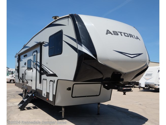 Used 2019 Dutchmen Astoria 3013BHF available in Kennedale, Texas