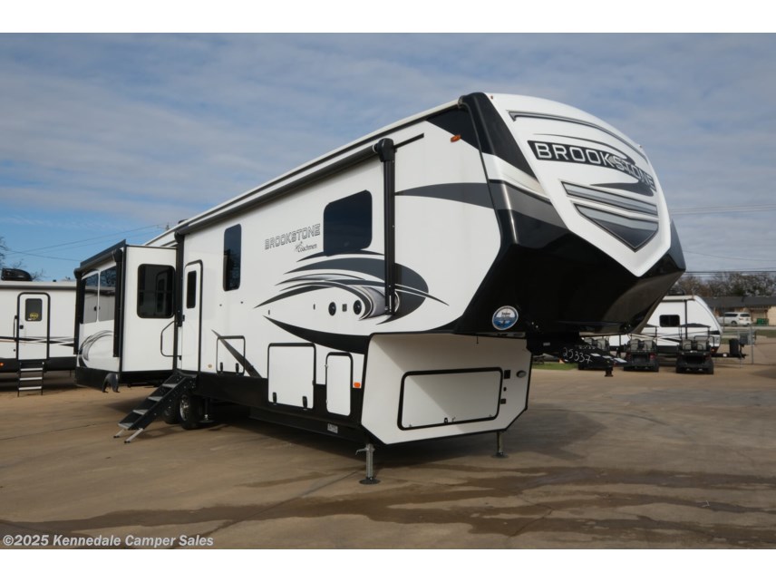 2021 Coachmen Brookstone 398MBL