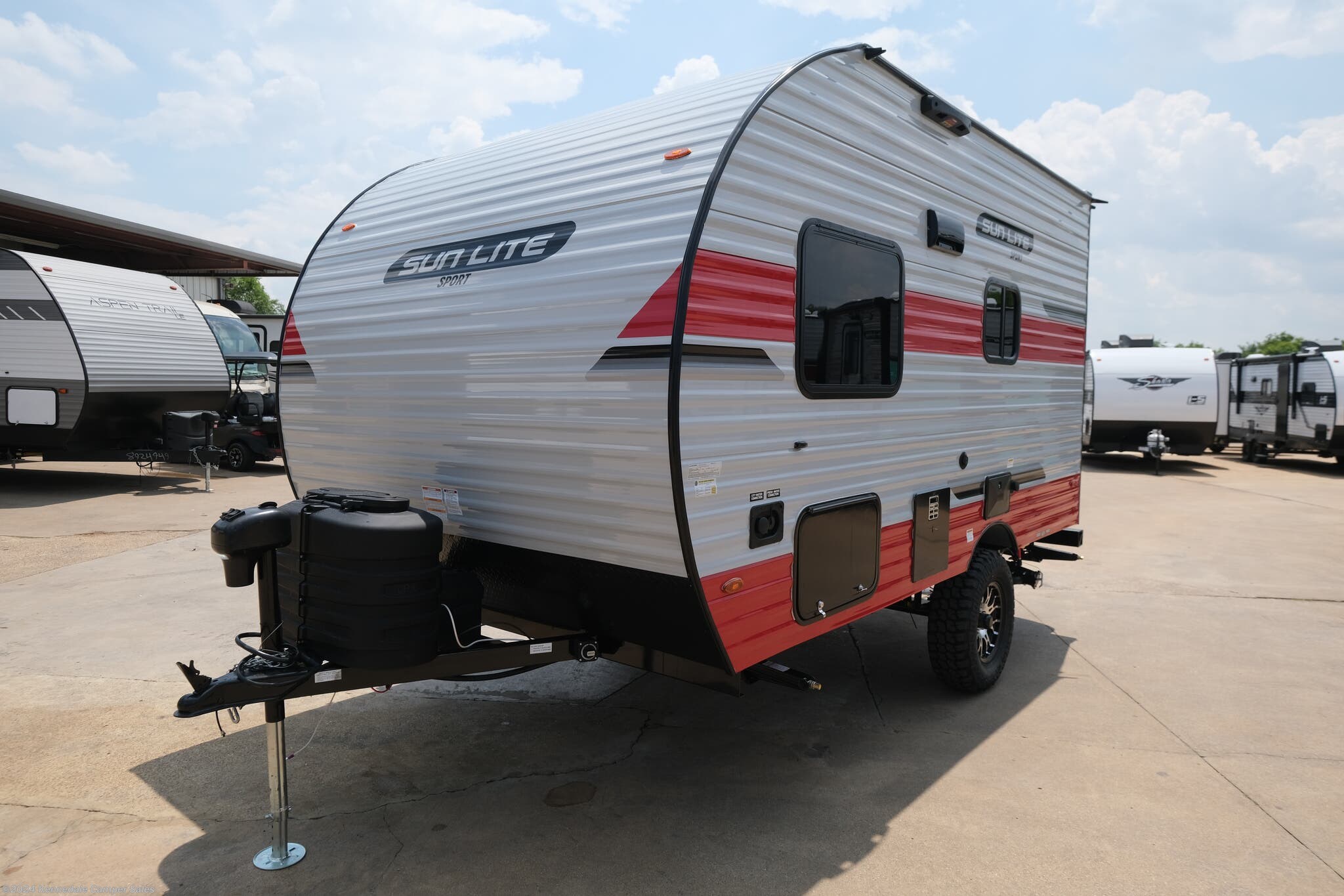 2024 Sunset Park RV Sun Lite 16BH RV for Sale in Kennedale, TX 76060