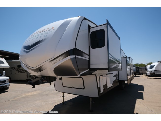 2022 Dutchmen Astoria 3553MBP - Used Fifth Wheel For Sale by Kennedale Camper Sales in Kennedale, Texas