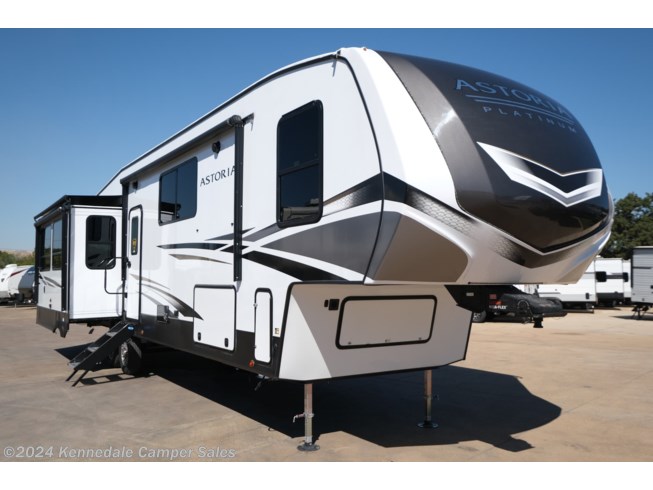 2024 Astoria 3553MBP by Dutchmen from Kennedale Camper Sales in Kennedale, Texas