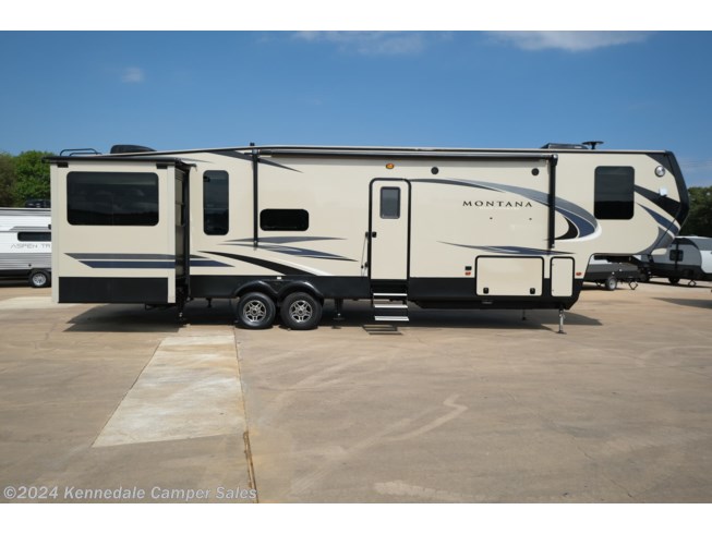 2018 Montana High Country 379RD by Keystone from Kennedale Camper Sales in Kennedale, Texas