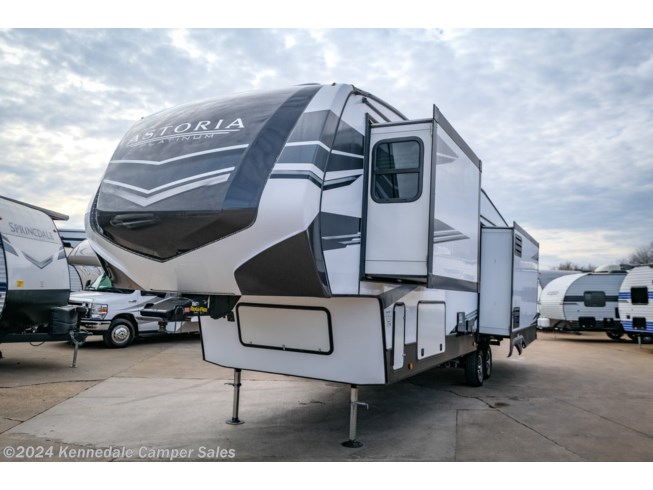2021 Dutchmen Astoria Platinum 3173RLP - Used Fifth Wheel For Sale by Kennedale Camper Sales in Kennedale, Texas