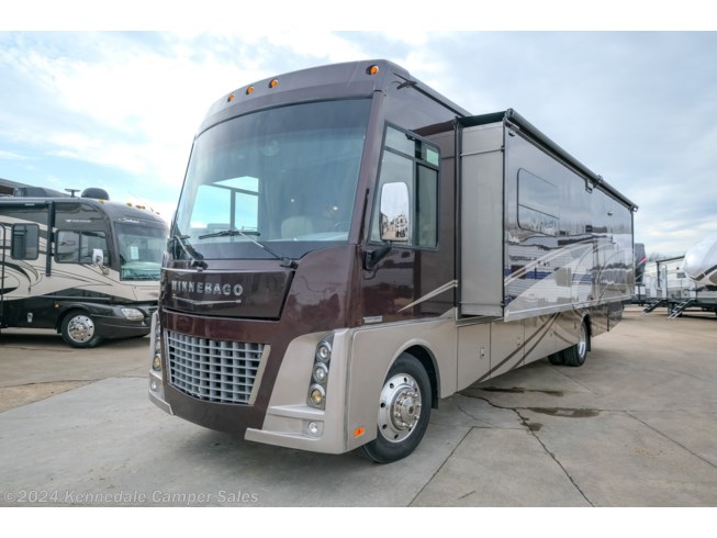 2017 Winnebago Adventurer 37F - Used Class A For Sale by Kennedale Camper Sales in Kennedale, Texas