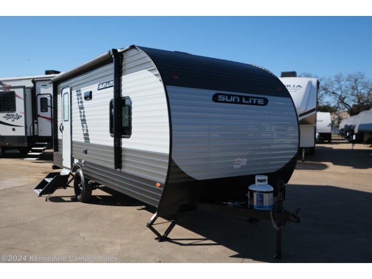 New 2024 Sunset Park RV Sun Lite LTD 19BH available in Kennedale, Texas