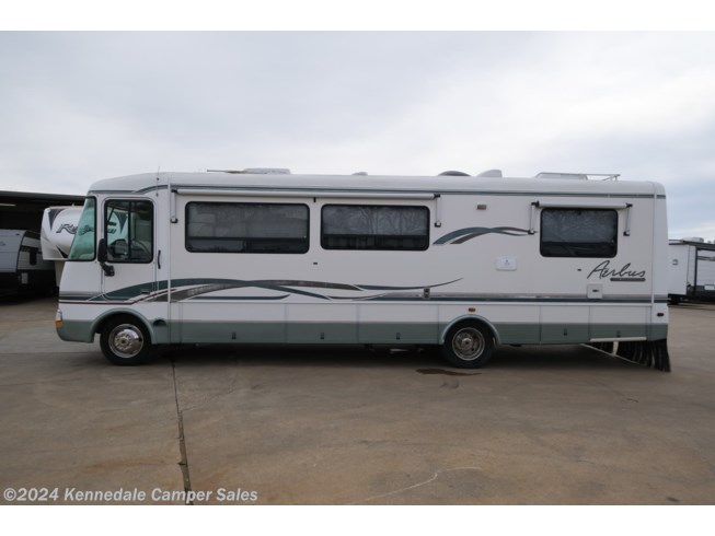 1999 Aerbus XL3100 by Rexhall from Kennedale Camper Sales in Kennedale, Texas