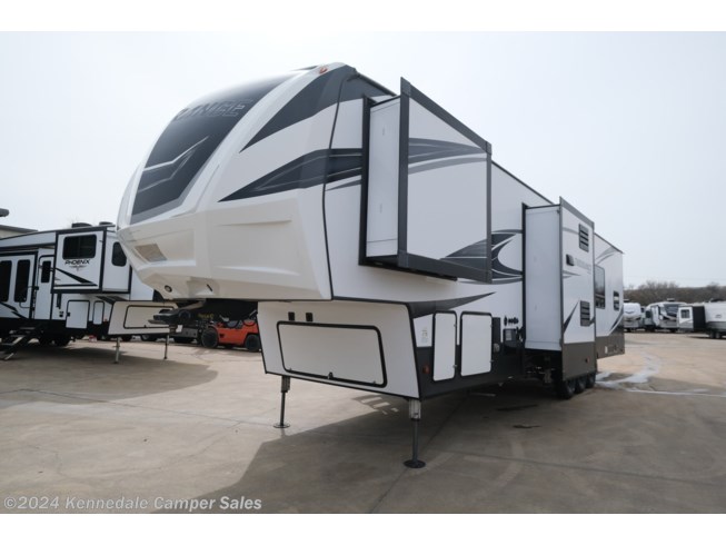 2019 Dutchmen Endurance 3956 - Used Fifth Wheel For Sale by Kennedale Camper Sales in Kennedale, Texas