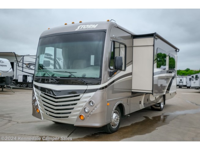 2016 Fleetwood Storm 32V - Used Class A For Sale by Kennedale Camper Sales in Kennedale, Texas