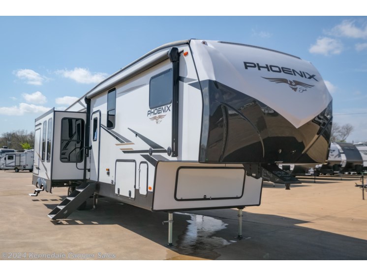 New 2023 Shasta Phoenix 373MBRB available in Kennedale, Texas