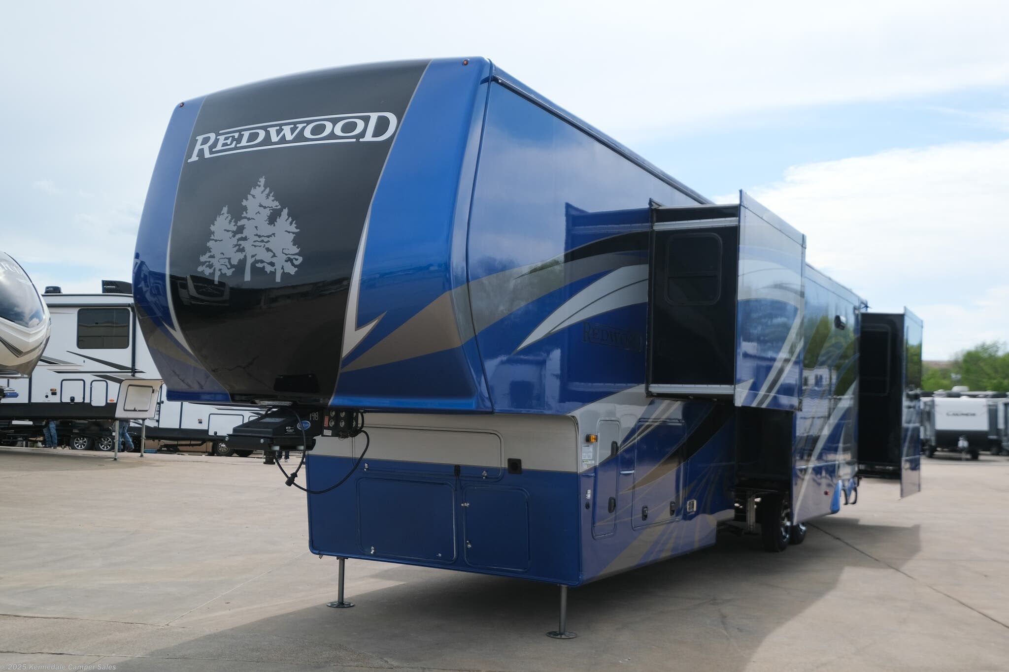 2022 Keystone Redwood 4150RD RV for Sale in Kennedale, TX 76060 ...