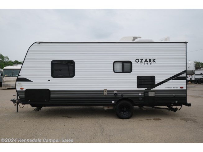 2019 Ozark 1660FQ by Forest River from Kennedale Camper Sales in Kennedale, Texas
