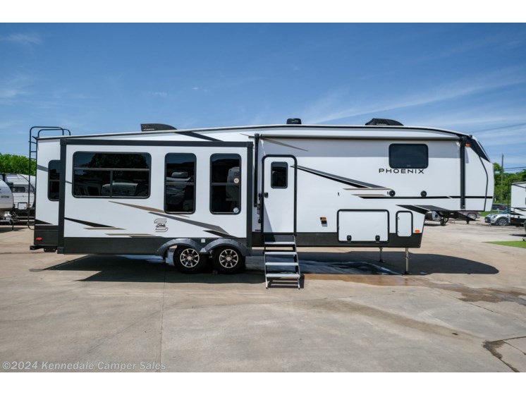 New 2024 Shasta Phoenix 336RL available in Kennedale, Texas