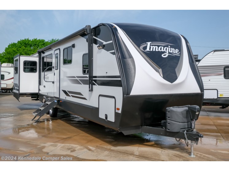 Used 2021 Grand Design Imagine 3100RD available in Kennedale, Texas