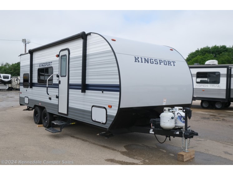 Used 2021 Gulf Stream Kingsport Ultra Lite 248BH available in Kennedale, Texas