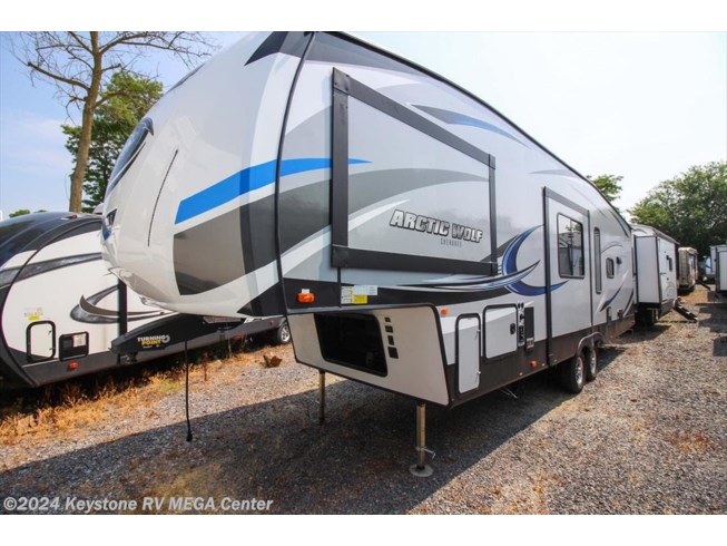 2019 Forest River Arctic Wolf 305ML6 RV for Sale in Greencastle, PA