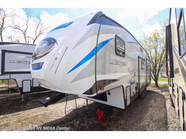 2021 Forest River Cherokee Arctic Wolf 298LB RV for Sale in Greencastle