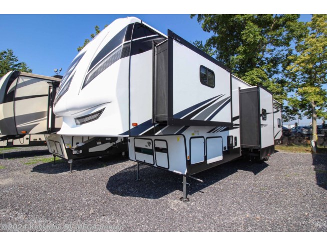 2021 Forest River Vengeance Rogue Armored 383 RV for Sale in ...