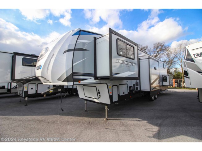 2021 Forest River Arctic Wolf 3990 SUITE RV for Sale in Greencastle, PA