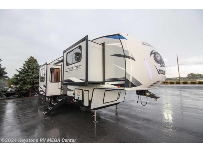 2022 Forest River Arctic Wolf 3990 SUITE RV for Sale in Greencastle, PA