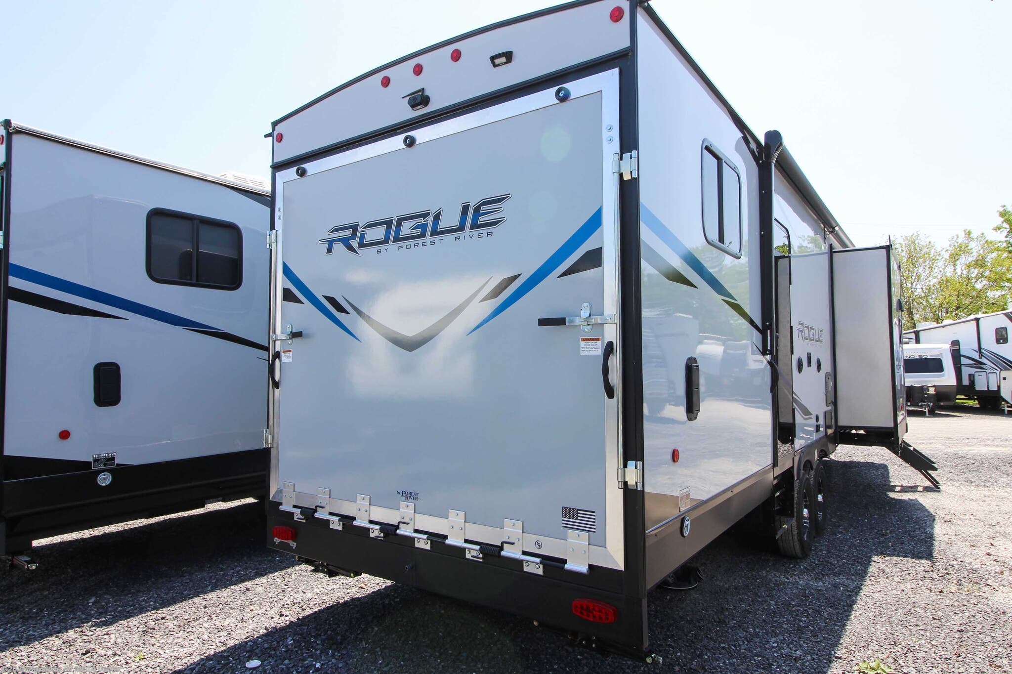 2022 Forest River Vengeance Rogue 32V RV for Sale in Greencastle, PA