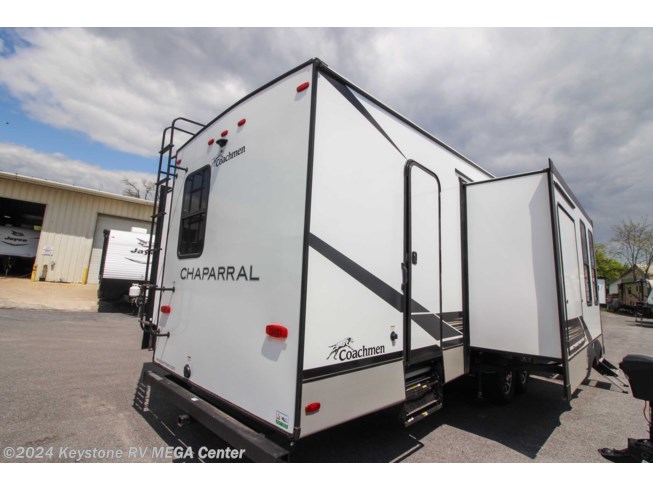 2022 Chaparral 373MBRB by Coachmen from Keystone RV MEGA Center in Greencastle, Pennsylvania
