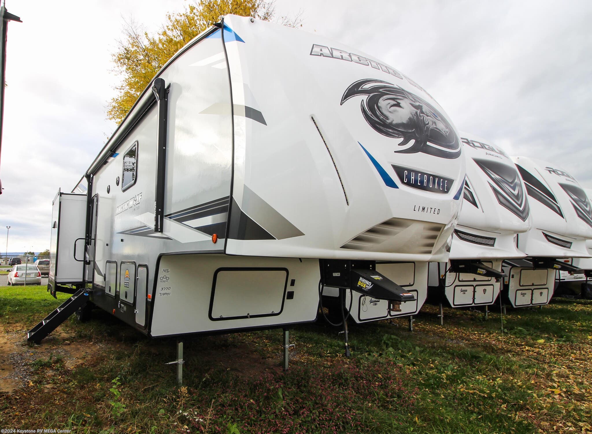 2022 Forest River Arctic Wolf 3770 SUITE RV for Sale in Greencastle, PA