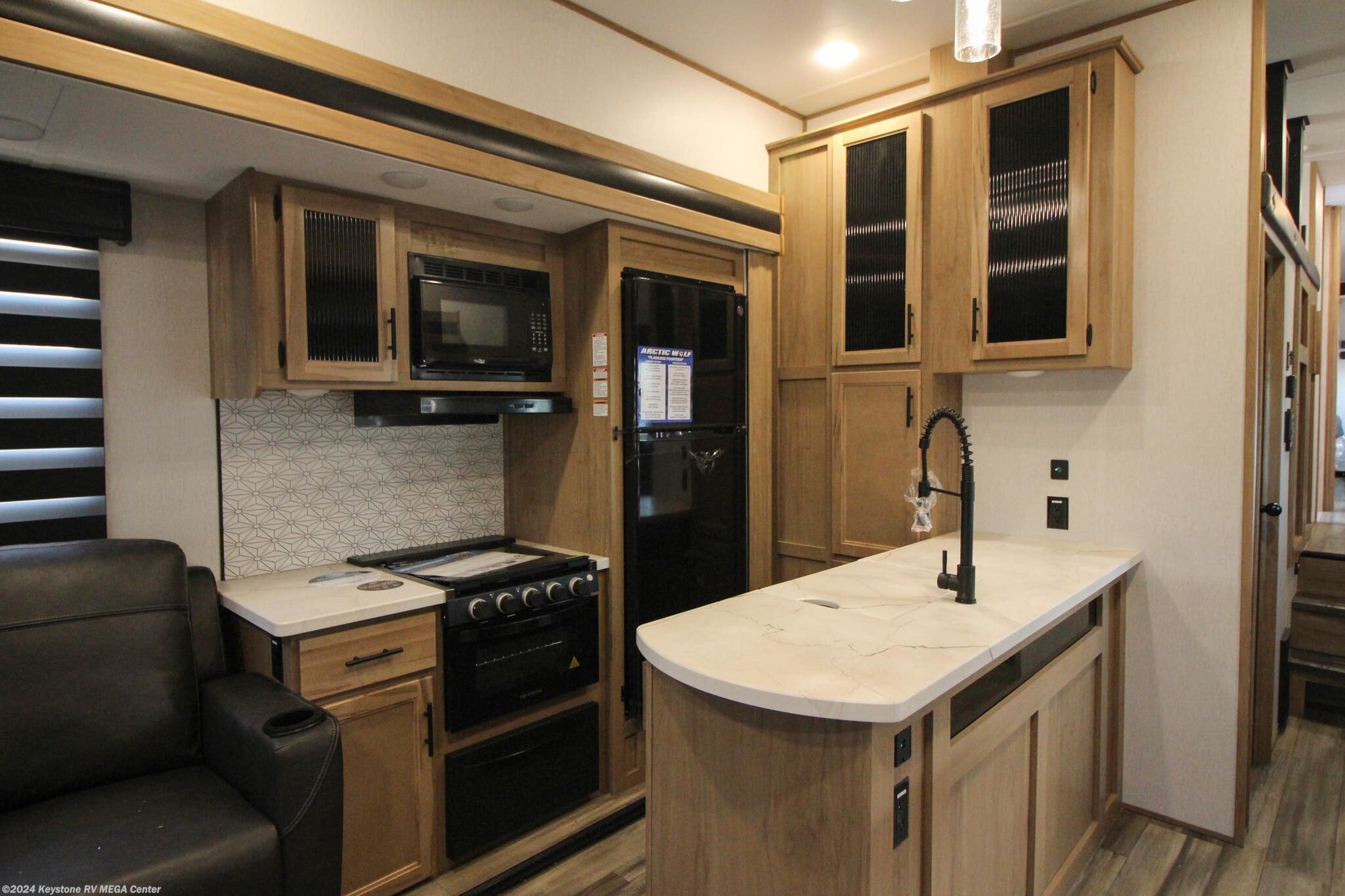 2023 Forest River Arctic Wolf 3660 SUITE RV for Sale in Greencastle, PA