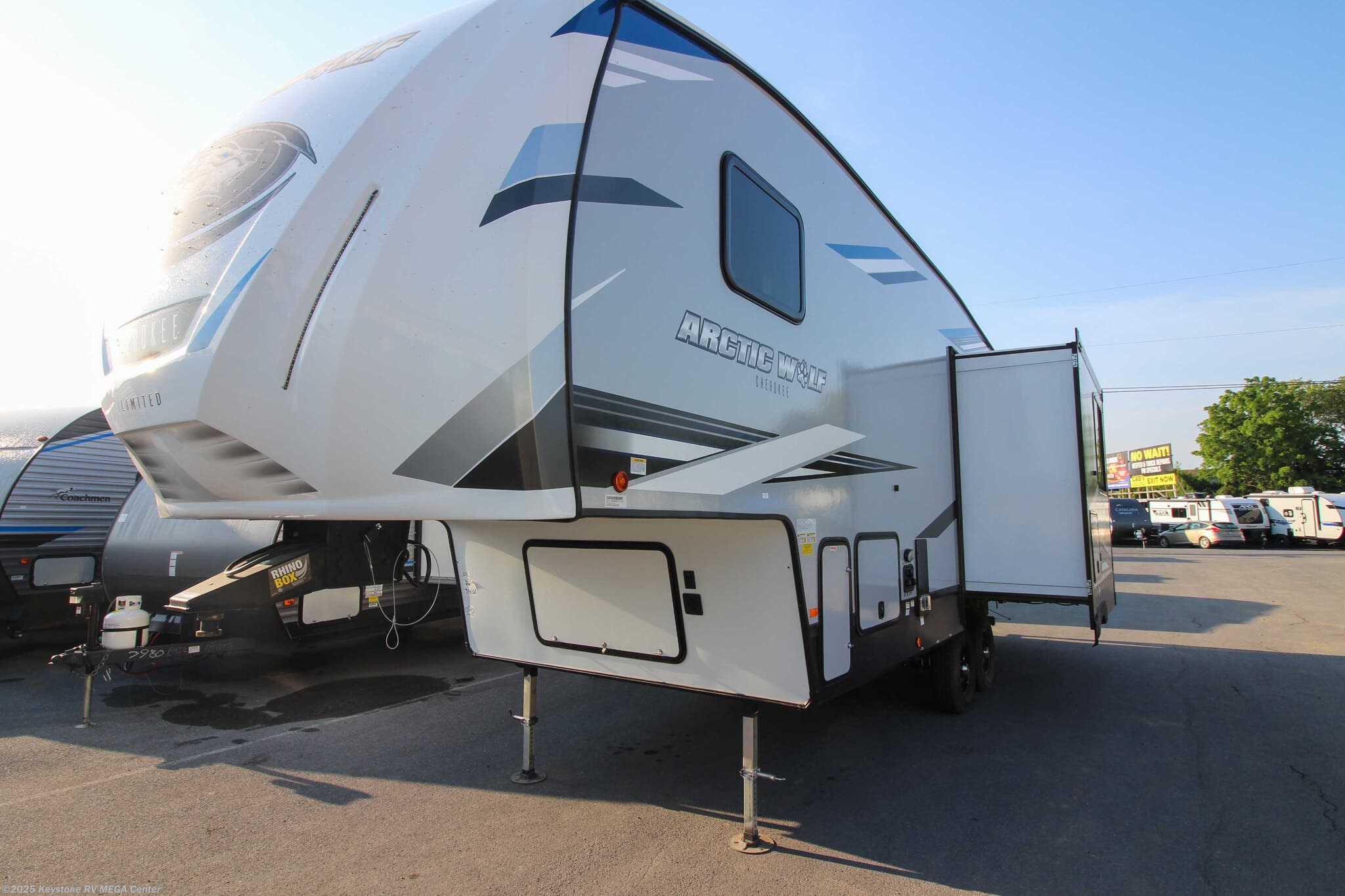 2022 Forest River Cherokee Arctic Wolf 261RK RV for Sale in Greencastle ...