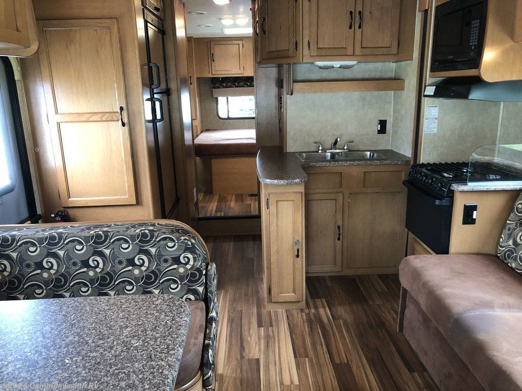 13 Coachmen Freelander 29qb Rv For Sale In Ashland Va Rv A Rvusa Com Classifieds