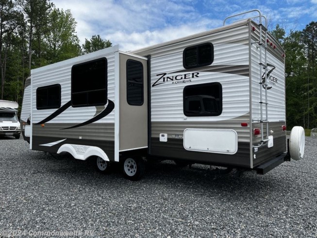2015 CrossRoads Zinger ZT28BH - Used Travel Trailer For Sale by Commonwealth RV in Ashland, Virginia