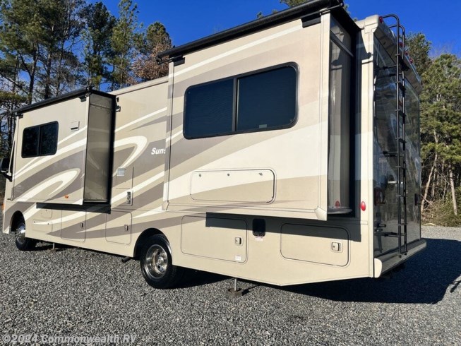 2015 Itasca Sunstar 30T - Used Class A For Sale by Commonwealth RV in Ashland, Virginia