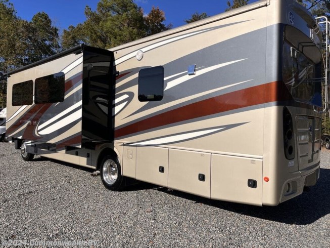2017 Holiday Rambler Vacationer 35K - Used Class A For Sale by Commonwealth RV in Ashland, Virginia