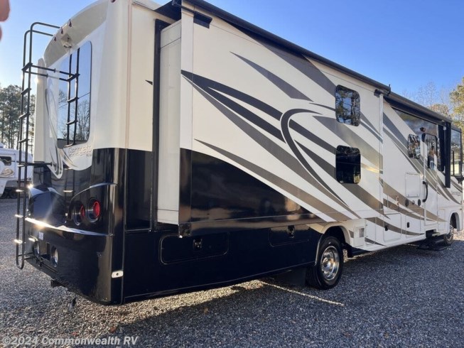 2015 Georgetown 351DS by Forest River from Commonwealth RV in Ashland, Virginia
