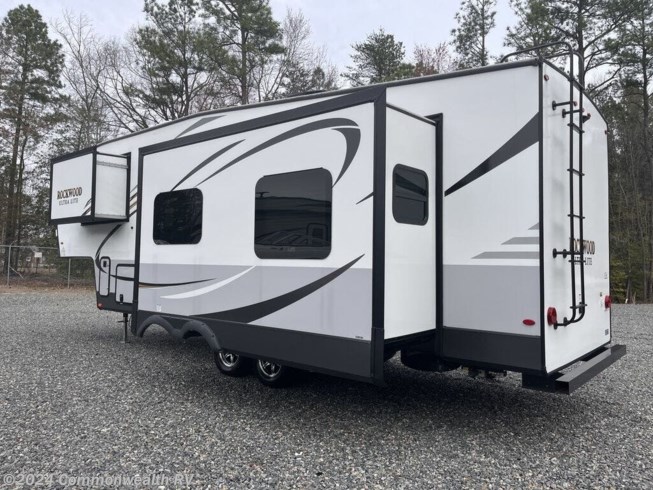 2020 Forest River Rockwood Ultra Lite 2881S - Used Fifth Wheel For Sale by Commonwealth RV in Ashland, Virginia