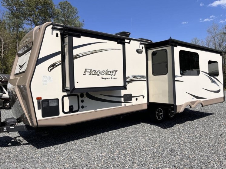 Used 2017 Forest River Flagstaff Super Lite 26RLWS available in Ashland, Virginia