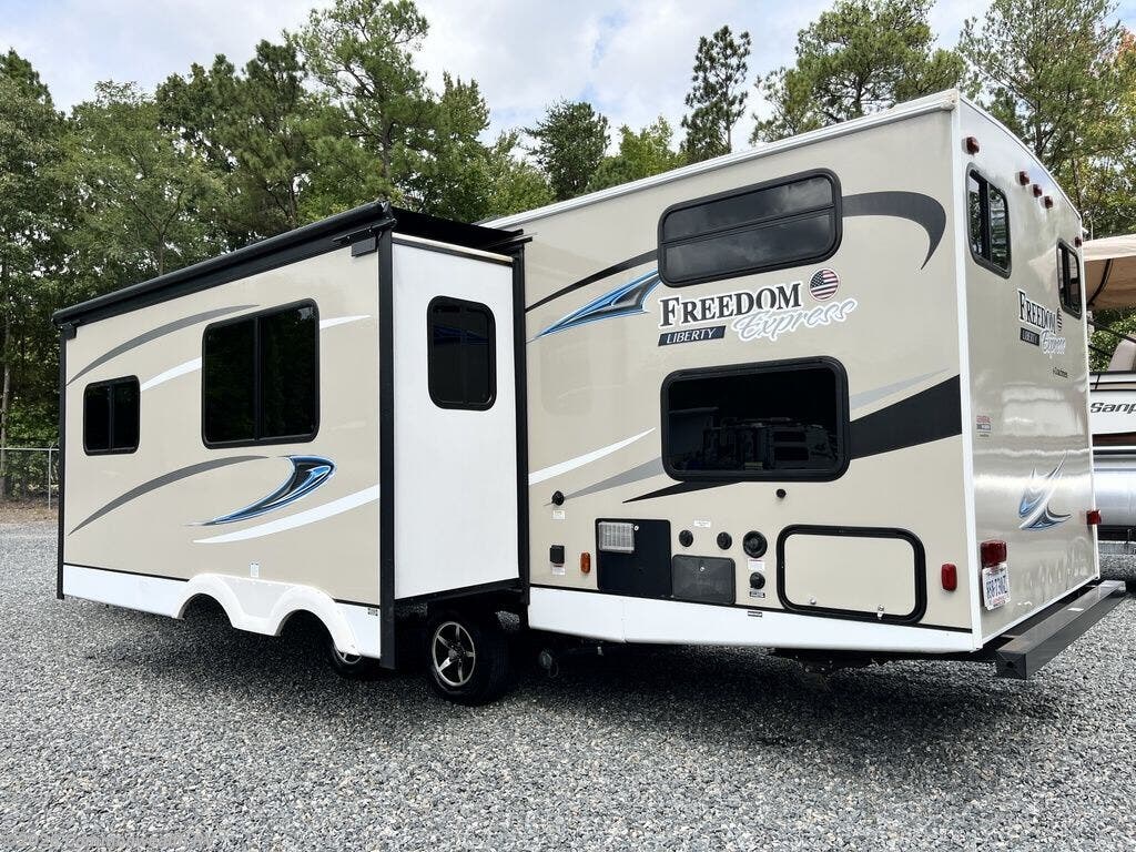 2018 Coachmen 292 BHDS - Used Class A For Sale by Commonwealth RV in Ashland, Virginia