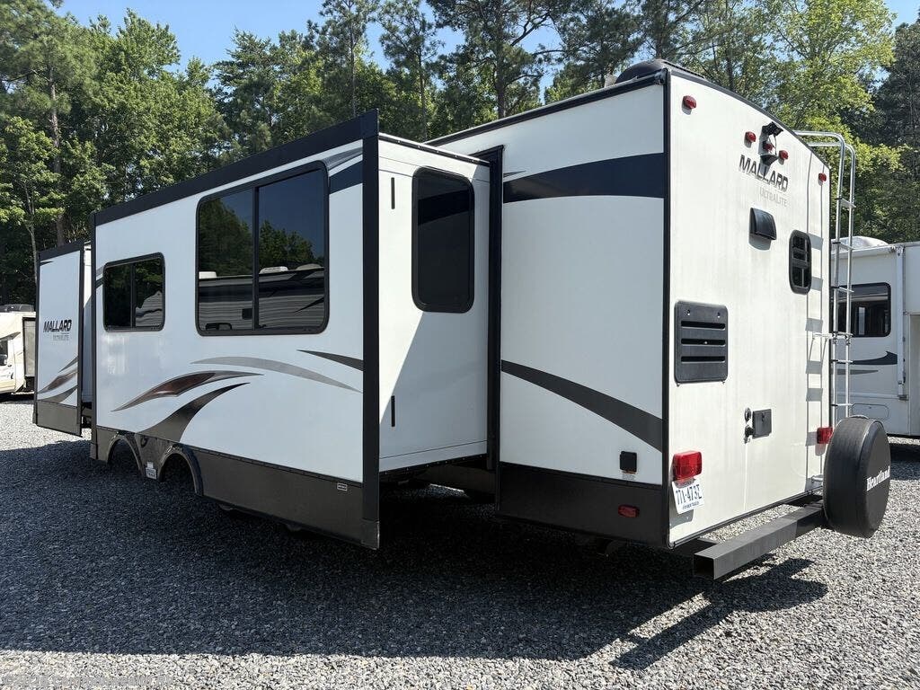 2018 Heartland Mallard M302 - Used Travel Trailer For Sale by Commonwealth RV in Ashland, Virginia