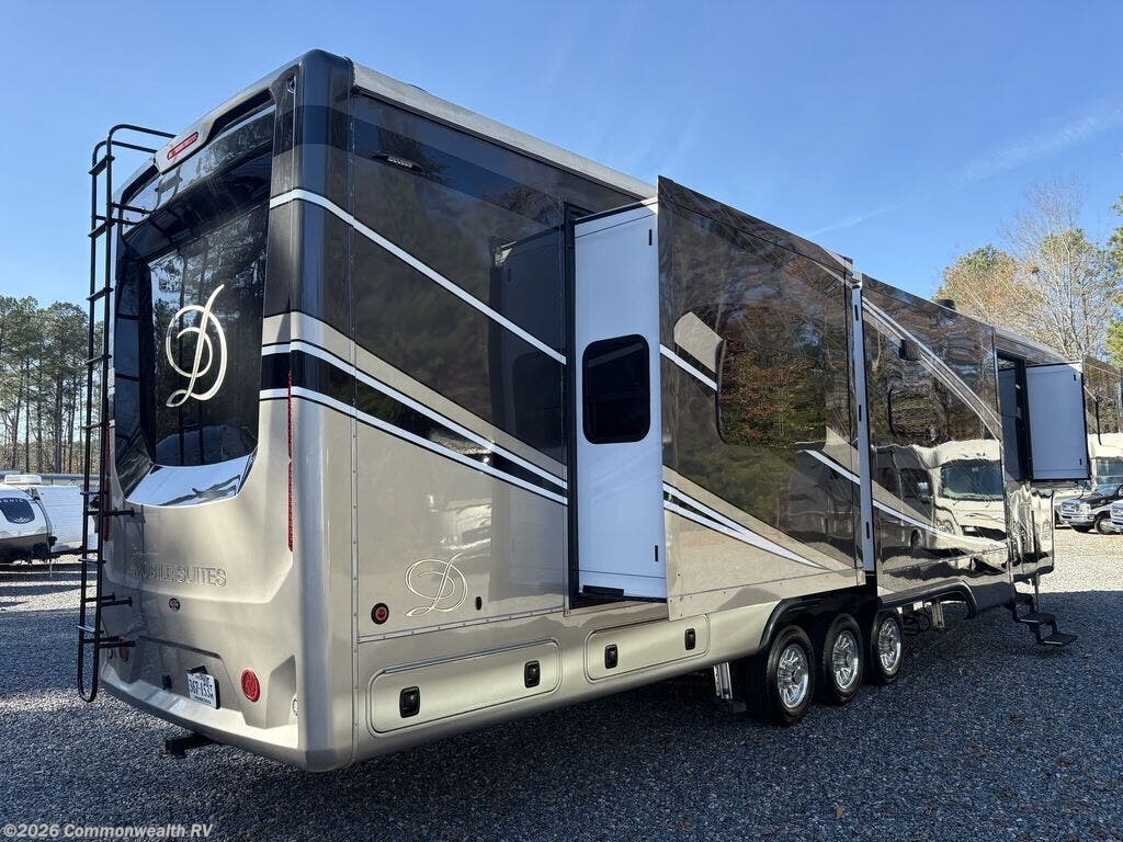 New 2023 DRV Mobile Suites Luxury 44 ORLANDO available in Ashland, Virginia