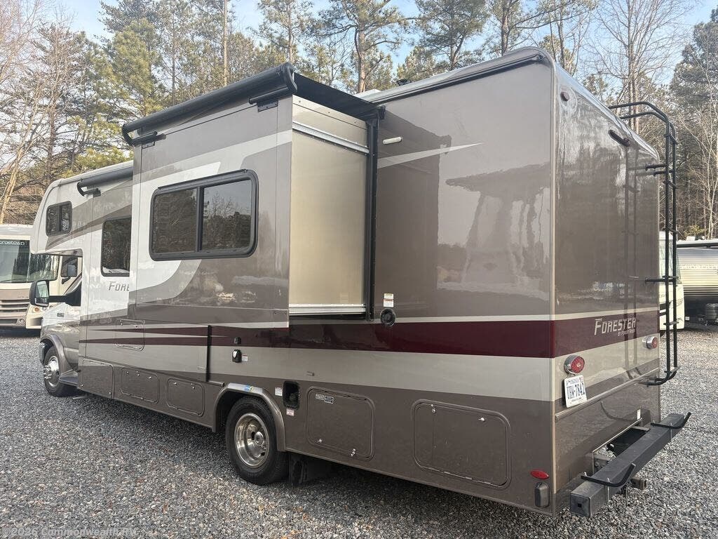 2021 Forest River Forester Classic 2441DS Ford Chassis - New Class C For Sale by Commonwealth RV in Ashland, Virginia