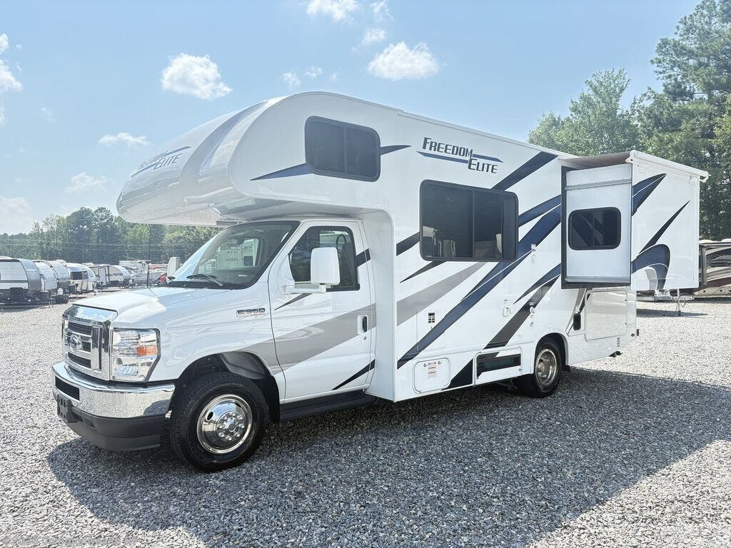 2023 22FE by Thor Motor Coach from Commonwealth RV in Ashland, Virginia