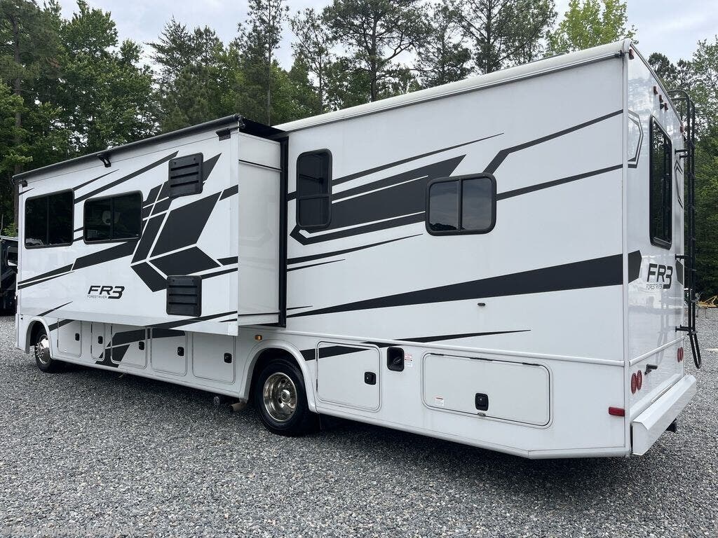 2021 Forest River FR3 33DS - Used Class A For Sale by Commonwealth RV in Ashland, Virginia