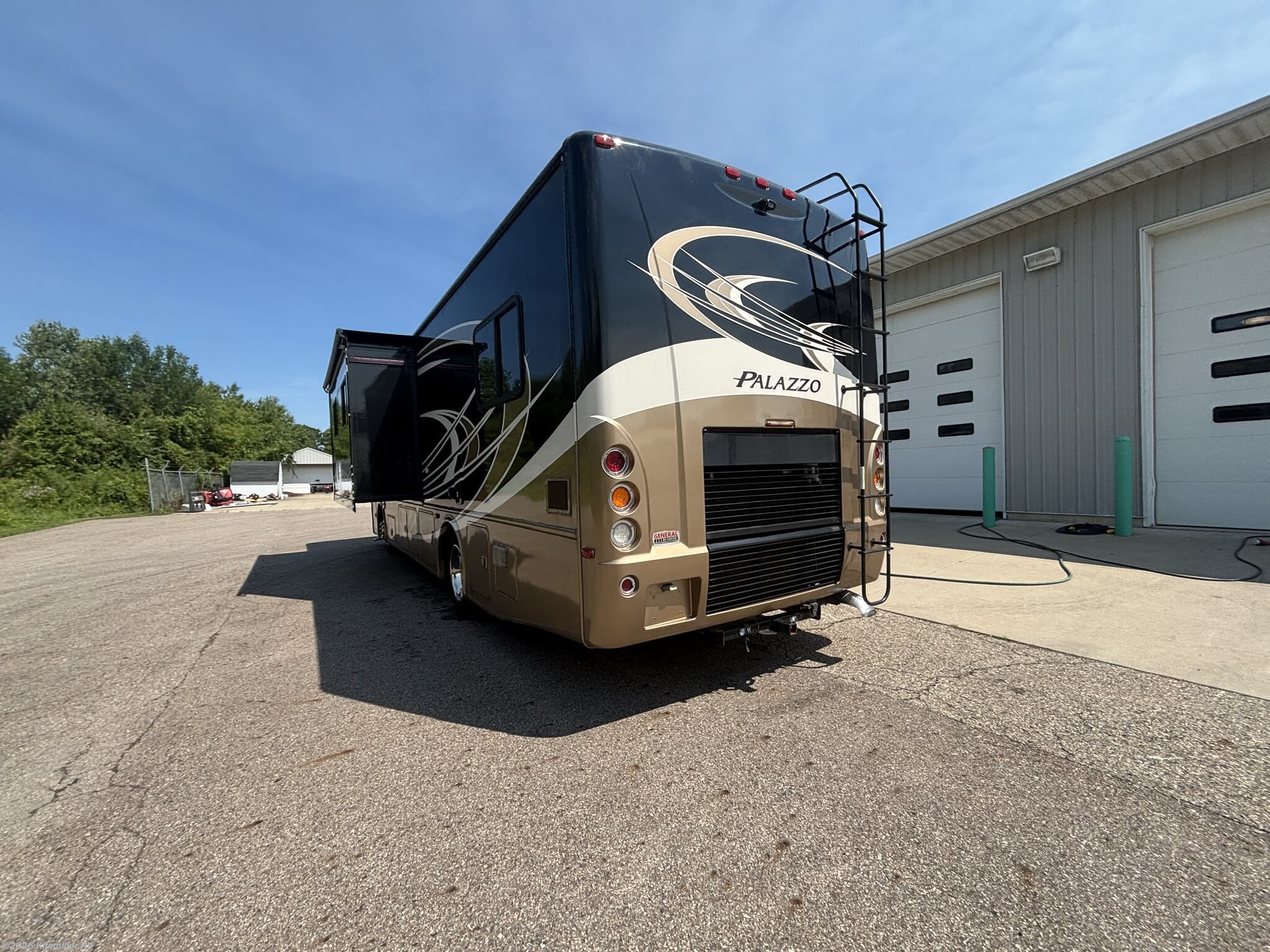 New 2013 Thor Motor Coach Palazzo 33.1 available in Mason, Michigan