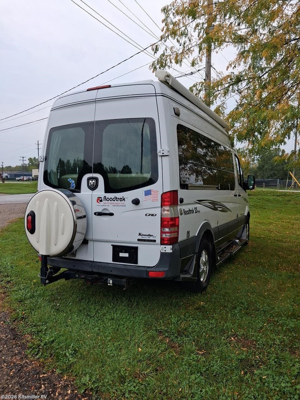 2008 Roadtrek SS Agile - Used Class B For Sale by Kitsmiller RV in Mason, Michigan features LP Detector, Microwave, Stove Top Burner, Shower, CO Detector
