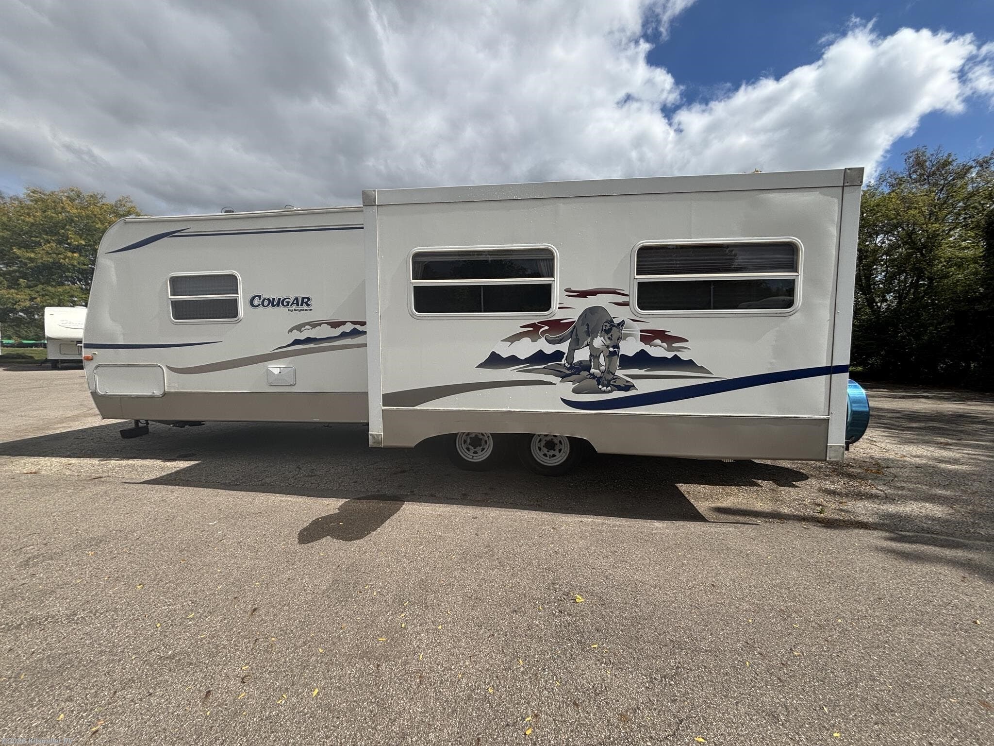 New 2004 Keystone Cougar 294RLS available in Mason, Michigan