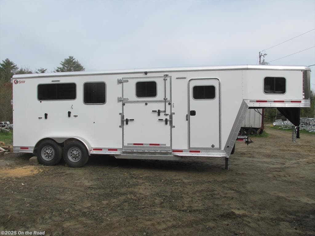 3 Horse Trailer for sale New 2020 Kiefer 2+1 Gooseneck ME Horse Trailer Classifieds from On
