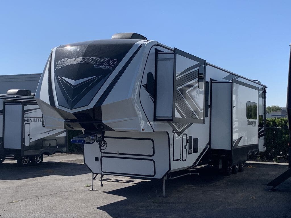 2024 Grand Design Momentum MClass 395MS RV for Sale in Liberty Lake