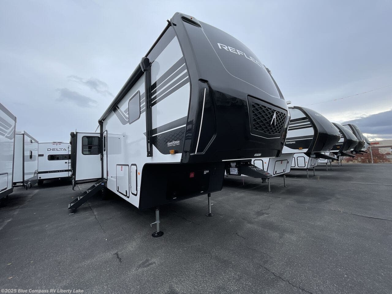 2026 Reflection 337RLS by Grand Design from Blue Compass RV Liberty Lake in Liberty Lake, Washington