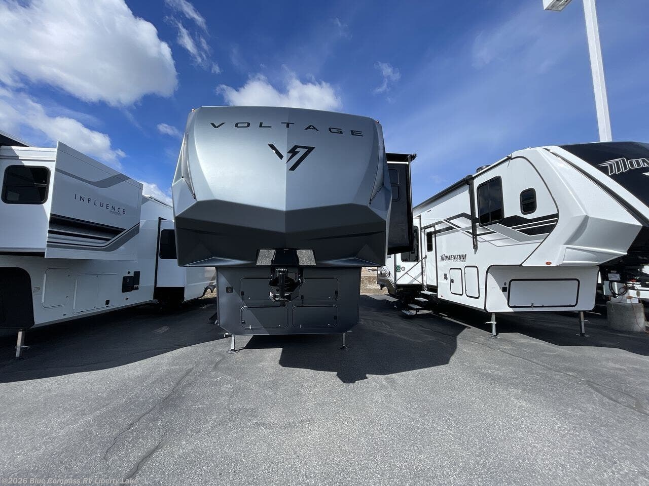 New 2026 Dutchmen Voltage V-Series 3850 available in Liberty Lake, Washington