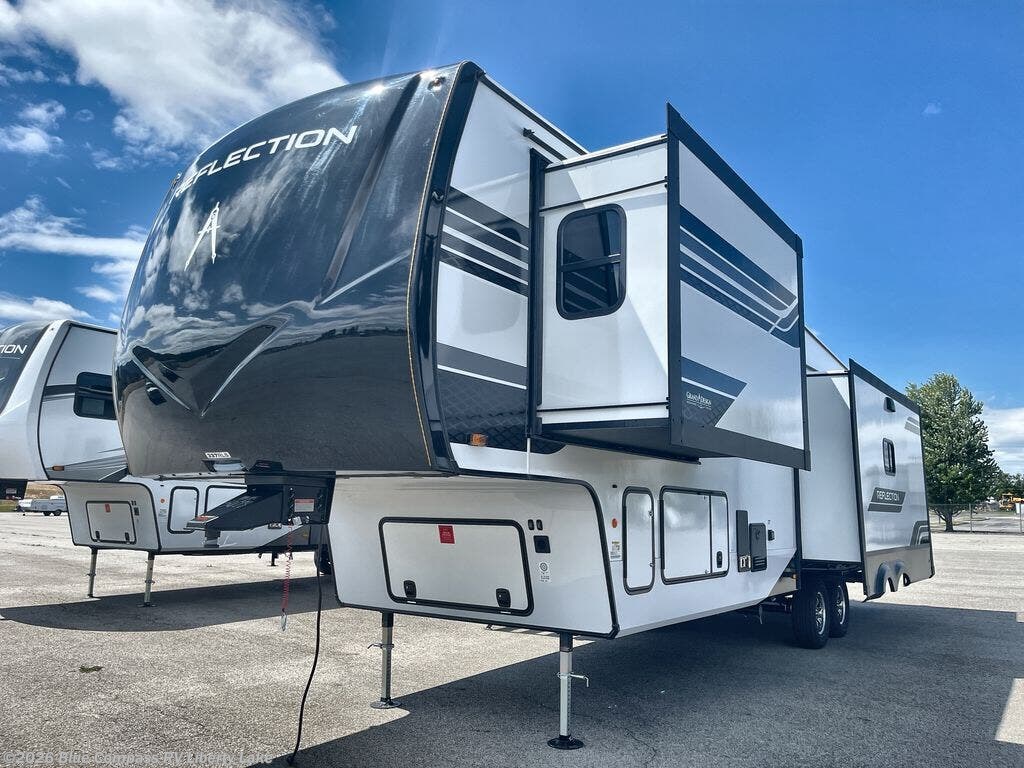 2025 Reflection 337RLS by Grand Design from Blue Compass RV Liberty Lake in Liberty Lake, Washington