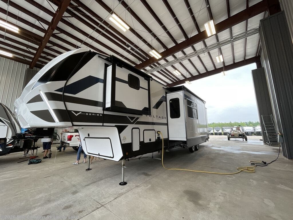 2026 Dutchmen Voltage V-Series 3800 RV for Sale in Liberty Lake, WA ...